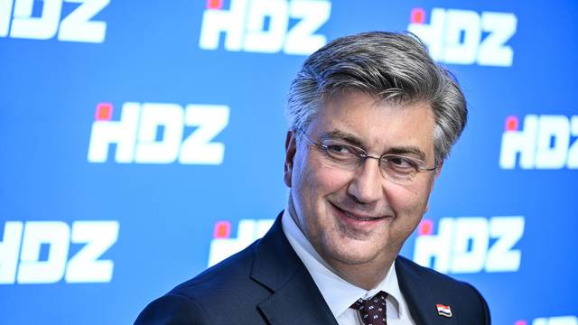 Zagreb: Andrej Plenković obratio se medijima nakon sjednice Predsjedištva HDZ-a