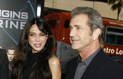 Mel Gibson i Oksana prvu kćerku su nazvali Lucia 