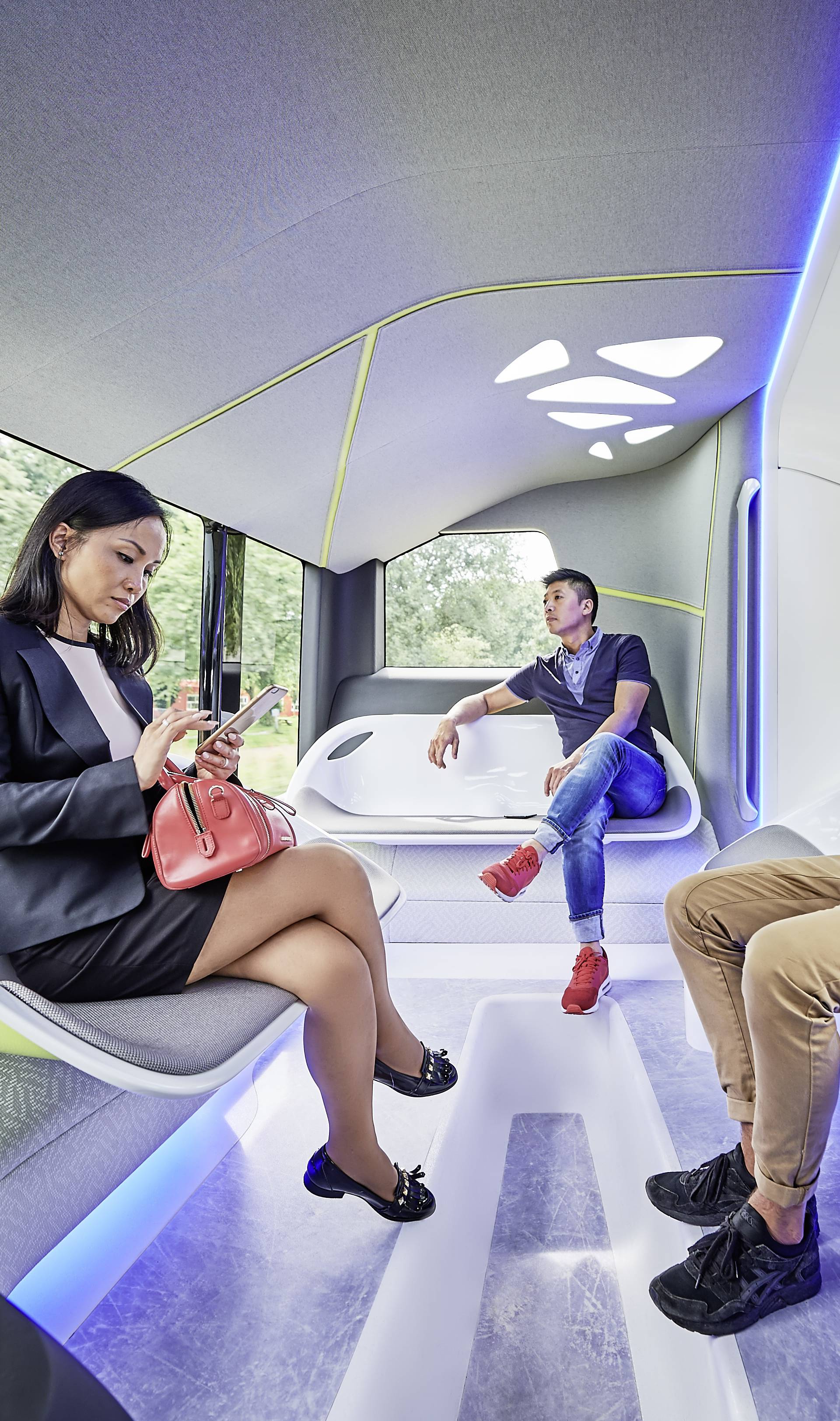 Weltpremiere: Mercedes-Benz Future Bus mit CityPilot  Meilenstein auf dem Weg zum autonom fahrenden Stadtbus
