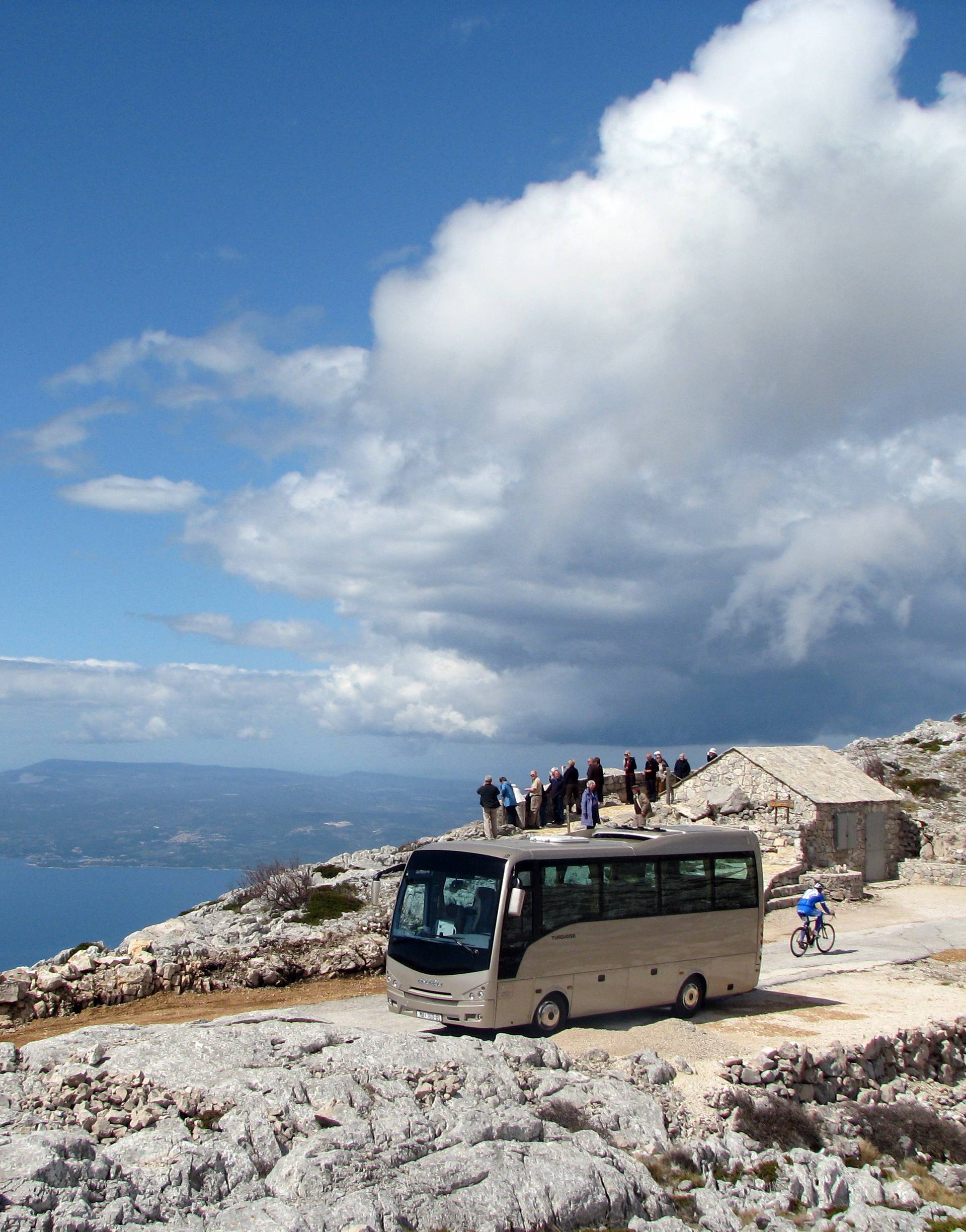 Turistima otkrivaju Biokovo i pješačke ture po Dalmaciji