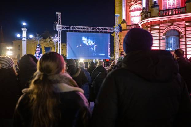 Zagreb: Prijenos baletne bajke Orašar ispred HNK