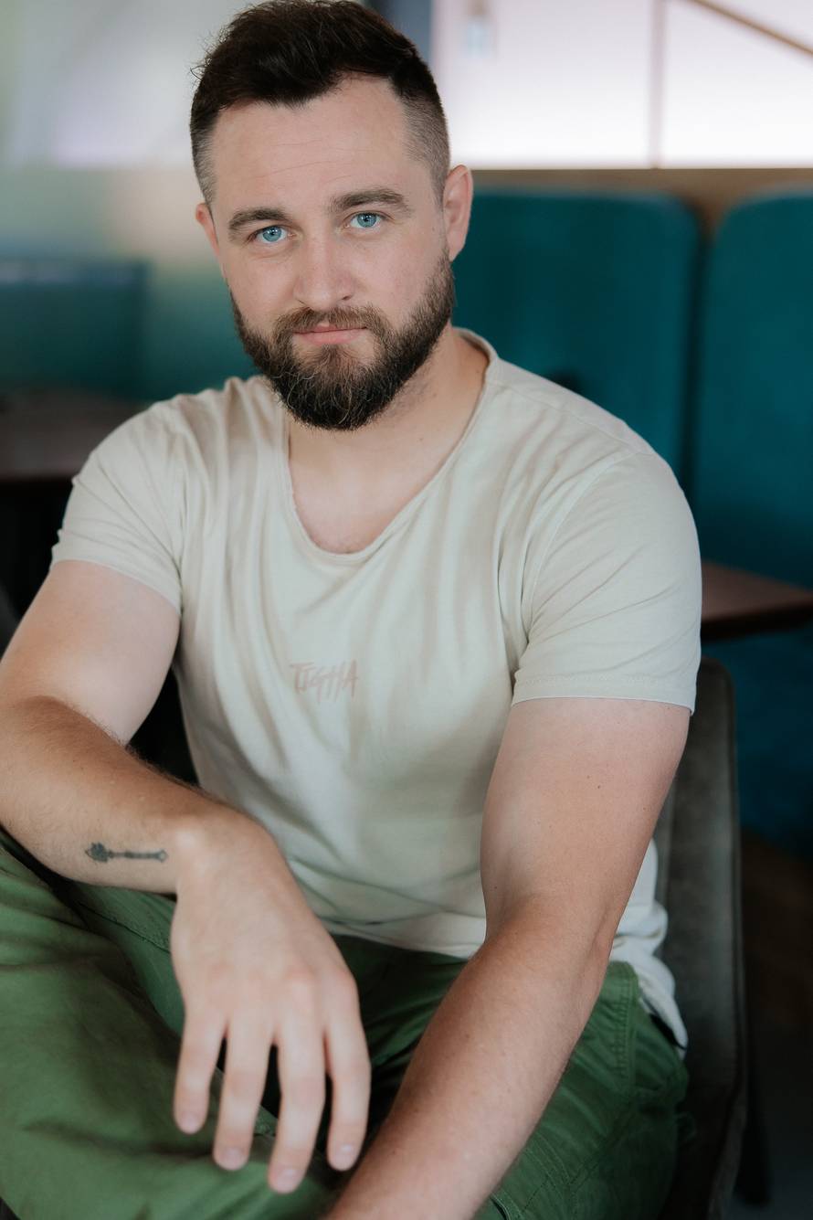 Matija Cvek predstavio je novi album: Pjesme koje će odvesti slušatelje na čarobno putovanje