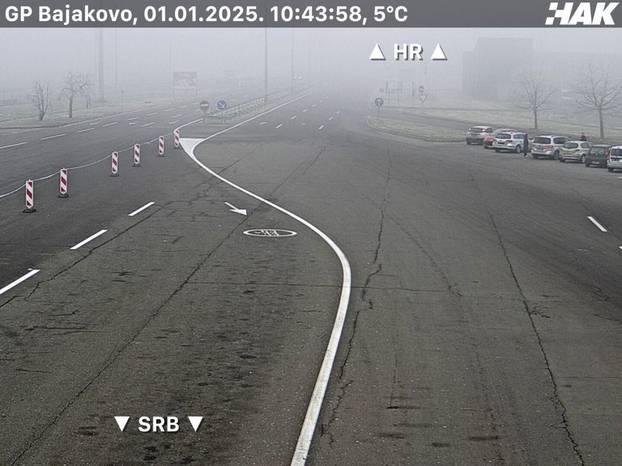 FOTO Pogledajte kako jutros izgledaju ceste diljem Hrvatske. HAK: 'Vozači, budite oprezni!'