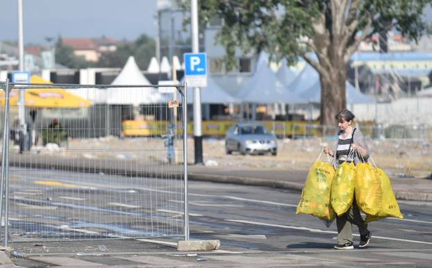Zagreb: Čišćenje Bundeka jutro nakon Thompsonovog koncerta