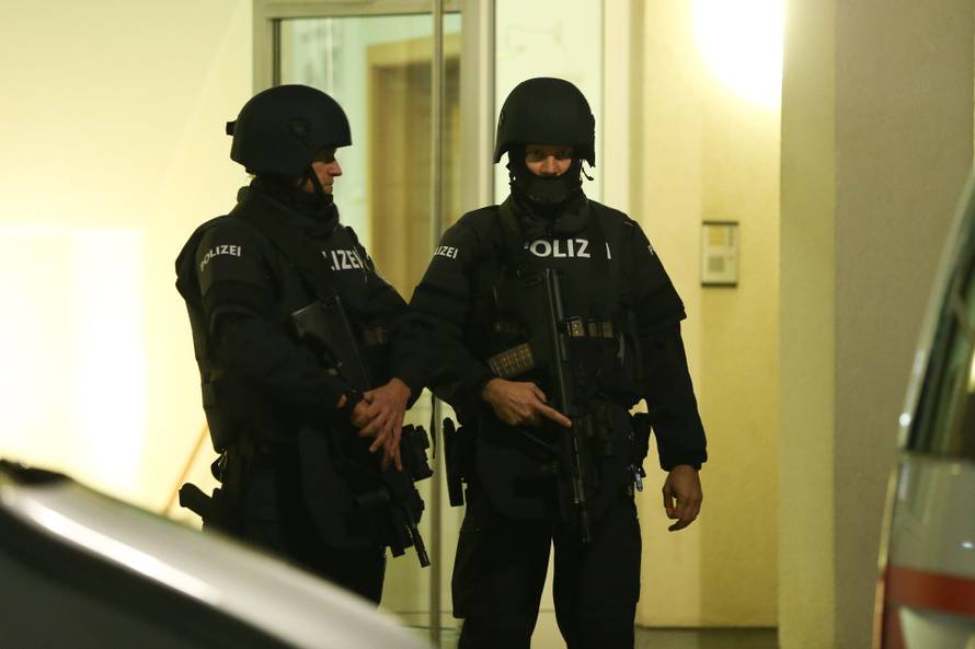 Altenfelden: Polija po cijelom gradu traži ubojicu koji je usmrtio dvije osobe