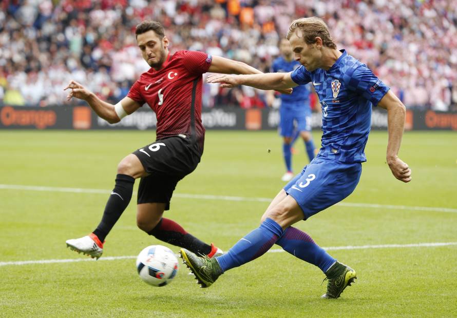 Turkey v Croatia - EURO 2016 - Group D
