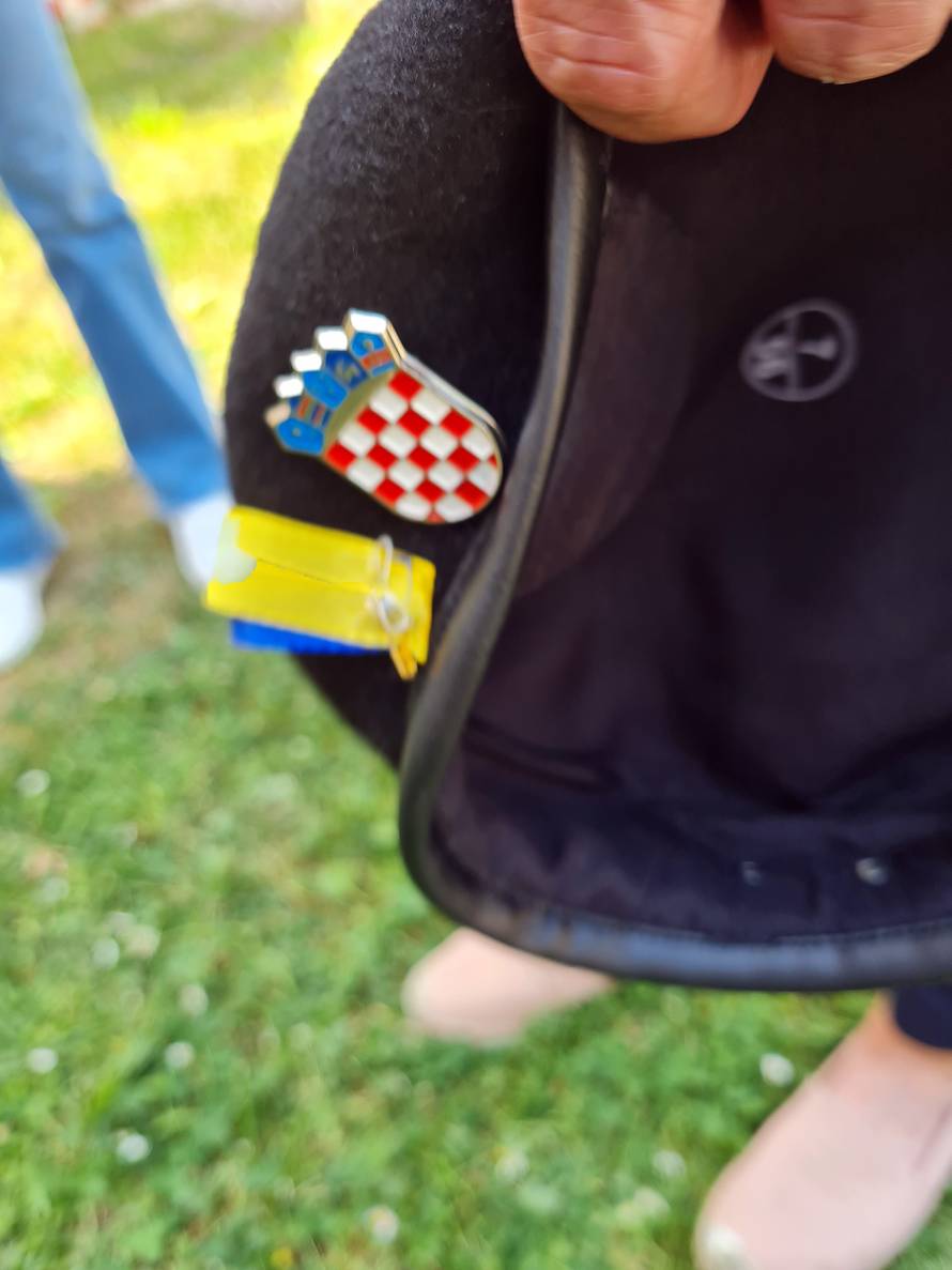 Profesorica o sramotnoj fotki: 'Što je sporno? Učenici nemaju pojma o tome i nisu educirani'