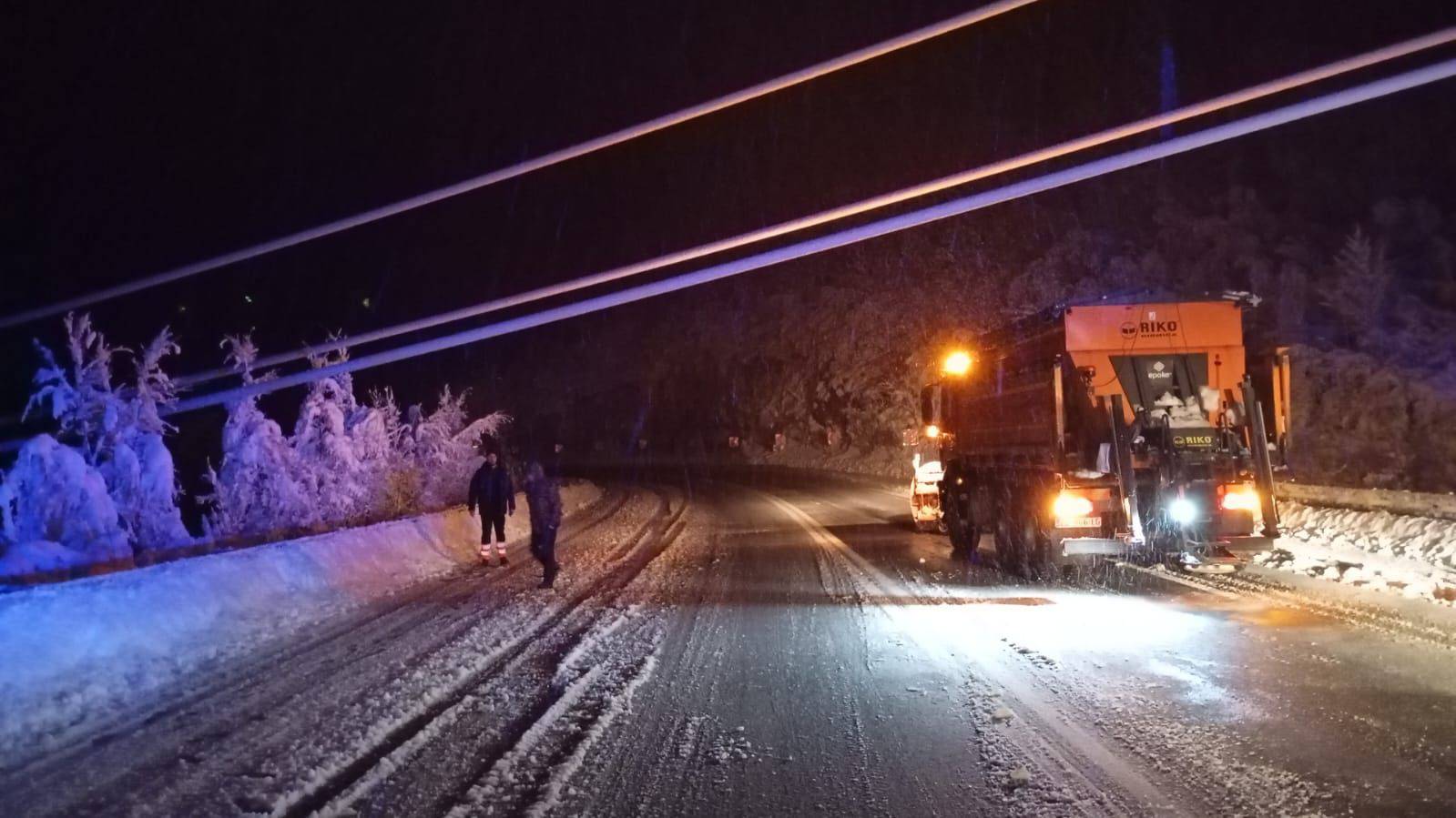 VIDEO Oko 500 kućanstava dva dana bez struje: Lika je okrutna. Ovako nije bilo desetak godina