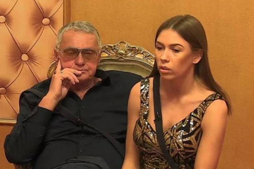 Milijana s mlađim završila gola u tuš kabini: Milojko na infuziji