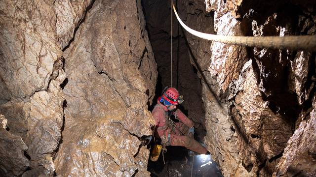 Rescuers race to save ill US cave explorer trapped 3,000 feet underground in Turkey