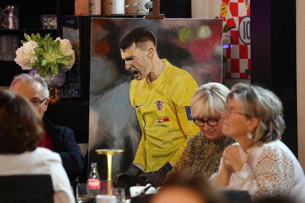 Varaždin: Otvorena prva samostalna izložba Ivone Dragičević