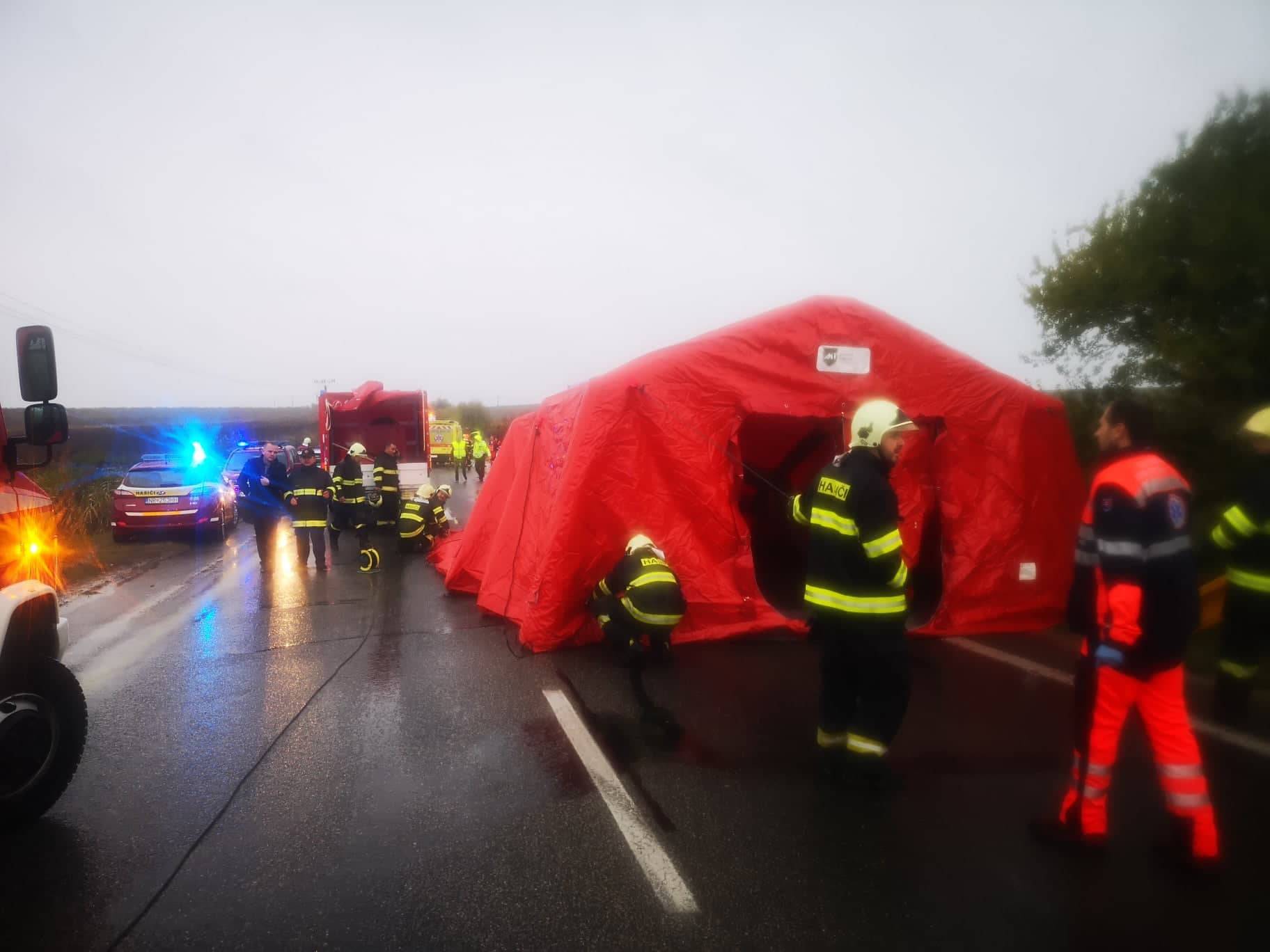 Strava u Slovačkoj: U sudaru autobusa i kamiona 13 mrtvih