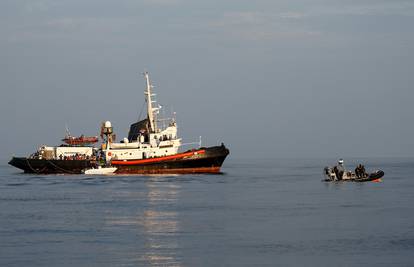 Više od 1000 migranata iskrcalo se na talijanski otok Lampedusu