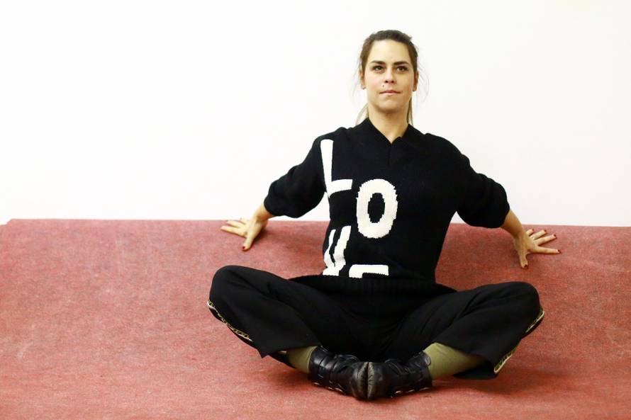 Glumica s ovratnikom optužila je redatelja da je nepodnošljiv