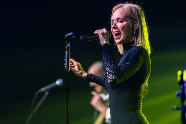 Žminj: Koncert Jelene Rozge za Valentinovo 