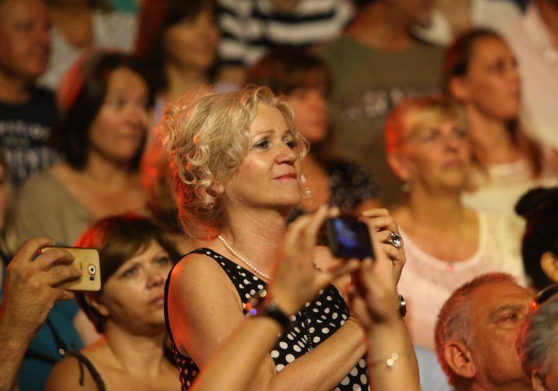 Koncertom na Prokurativama Gibo je otvorio Splitski festival