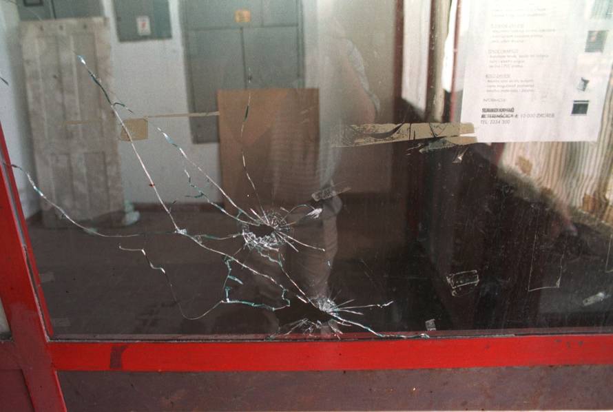 Bivši vojnik optužen za ubojstvo bankara tvrdi da nije kriv, psihijatrijski će ga vještačiti