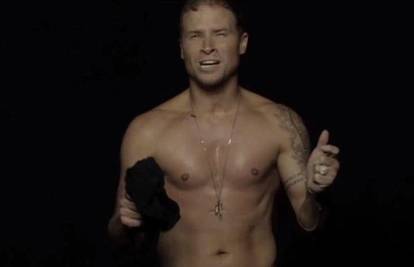Žele staru slavu: Backstreet Boysi pokazali mišićava prsa