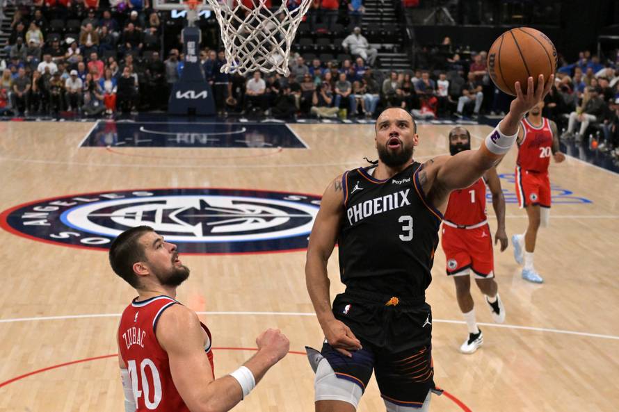 NBA: Phoenix Suns at Los Angeles Clippers