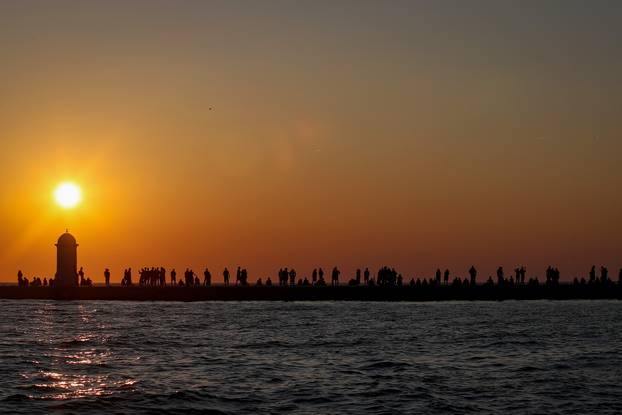 Zadar: Večernja šetnja zadarskom rivom