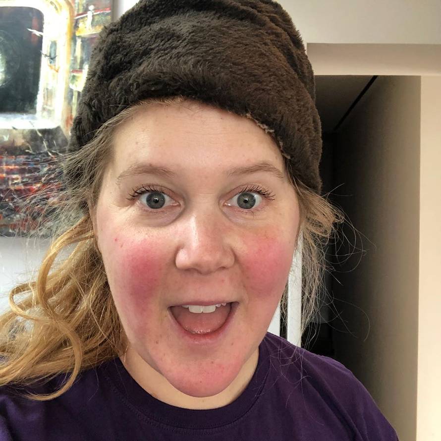 Amy Schumer pozirala je gola...