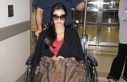 Kim Kardashian nazvala hitnu jer je porezala prst