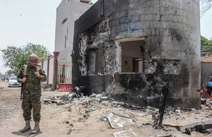 U napadu Huta najmanje 70 mrtvih provladinih vojnika