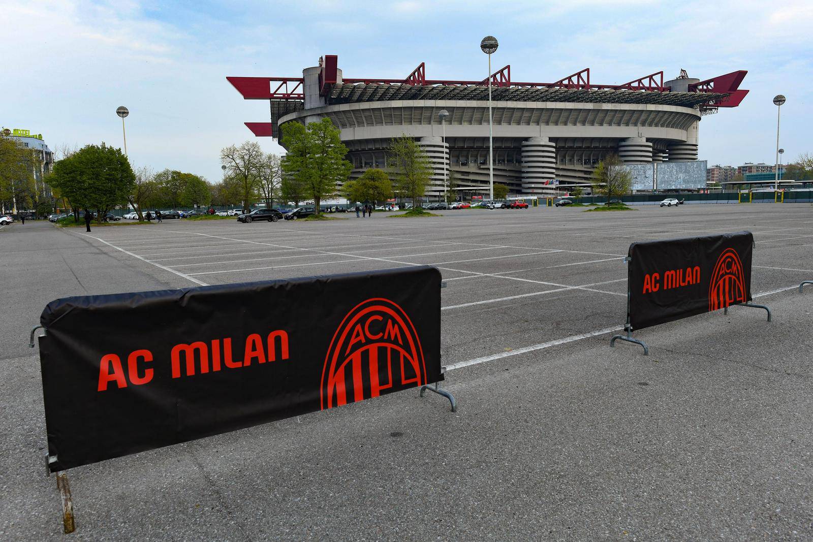 italian soccer Serie A match - AC Milan vs Empoli FC