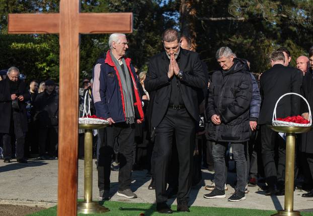 Zagreb: Na Mirogoju pokopan Miroslav Ćiro Blažević
