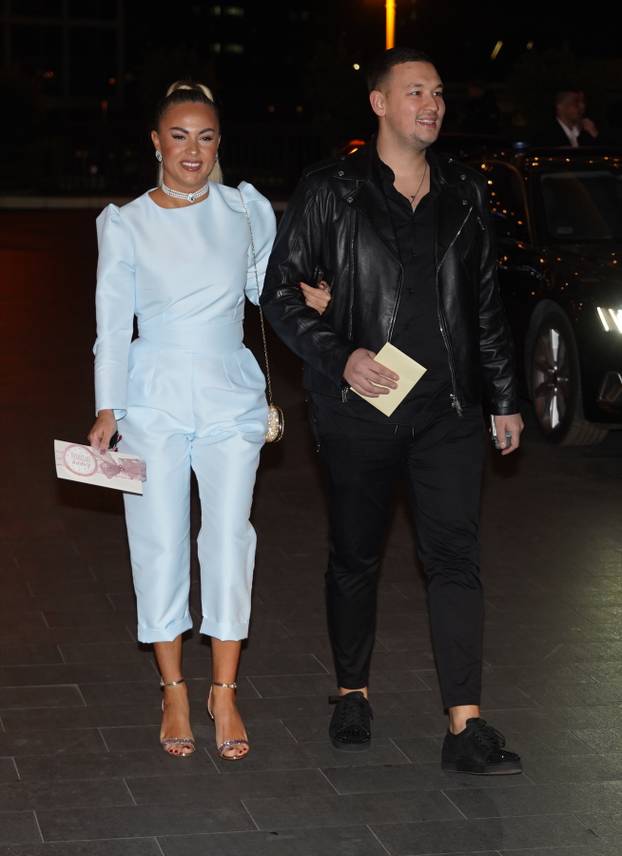 Beograd: Aleksandra Prijović s majkom došla na proslavu rođendana Cristine Juliane Todorović