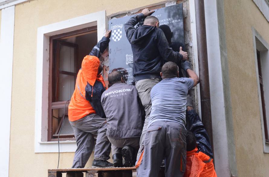 'Nismo fašisti! Ploča sa svim oznakama ide na drugo mjesto'