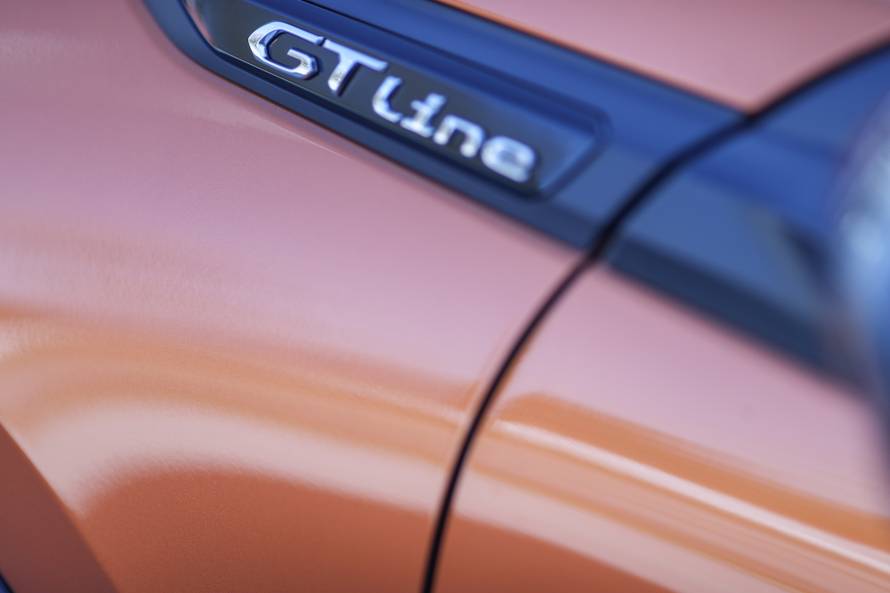 Mali veliki šarmer pun opreme: Testirali smo Peugeot 2008