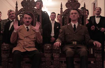 Hitler Paveliću daruje Trabant u novoj komediji I. G. Viteza