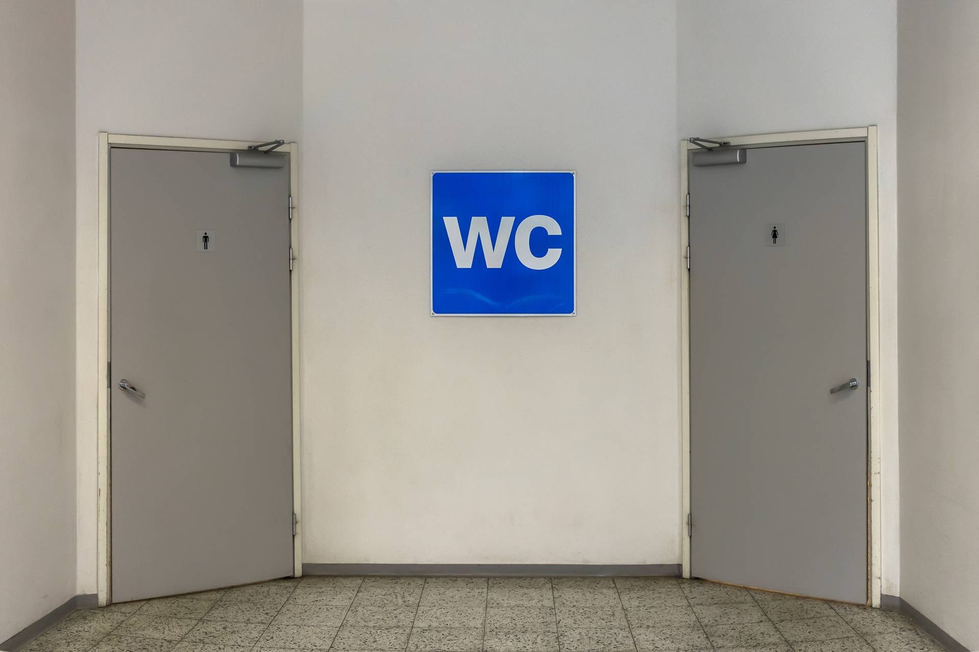 Koristite tu kraticu cijeli život, a znate li što 'WC' zapravo znači?