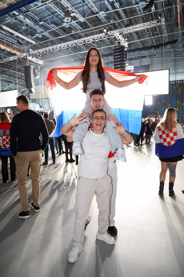 Frankfurt: Hrvatska noć u Suwag Energie Areni