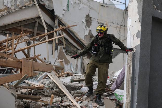 Aftermath of an Iranian strike in Beit Shemesh