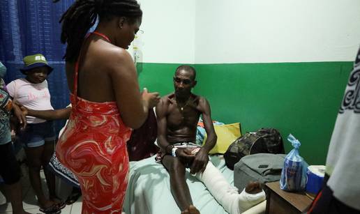 FOTO Katastrofa na Haitiju: Najmanje 25 mrtvih, uragan Melissa izazvao veliku poplavu