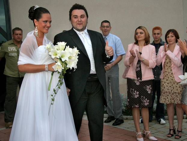 ARHIVA - 2005. Jacques Houdek i supruga Brigita slave 20. godišnjicu braka