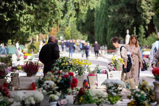 Split: Blagdan Svih svetih i Dušni dan na Lovrincu