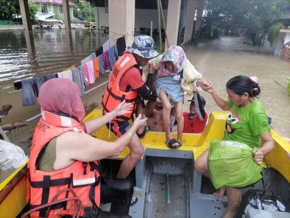 Tropska oluja Megi pogodila je Filipine: Najmanje 58 poginulih