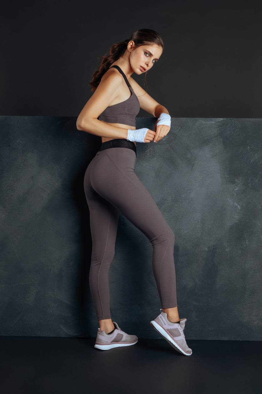 Kolekcija s porukom na eksluzivnoj PRE-sale akciji!