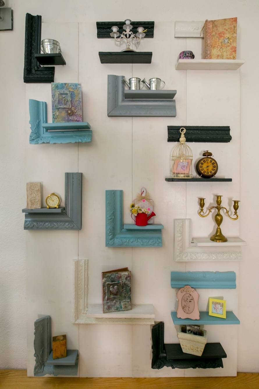 Uradi sam - od starih okvira i daščica nastat će slatke police