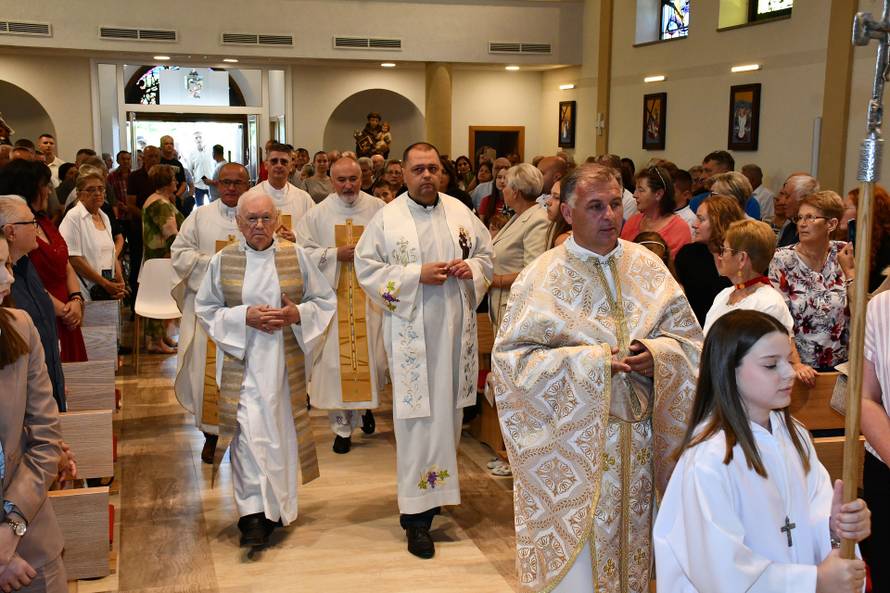 Tradicionalno obilježavanje blagdana Svetog Ante u obnovljenoj župnoj crkvi u Gornjim Močilima