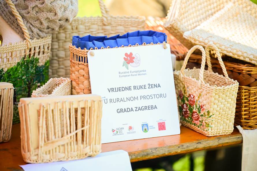 Zagreb:  Ekotlon na jezeru Bundek