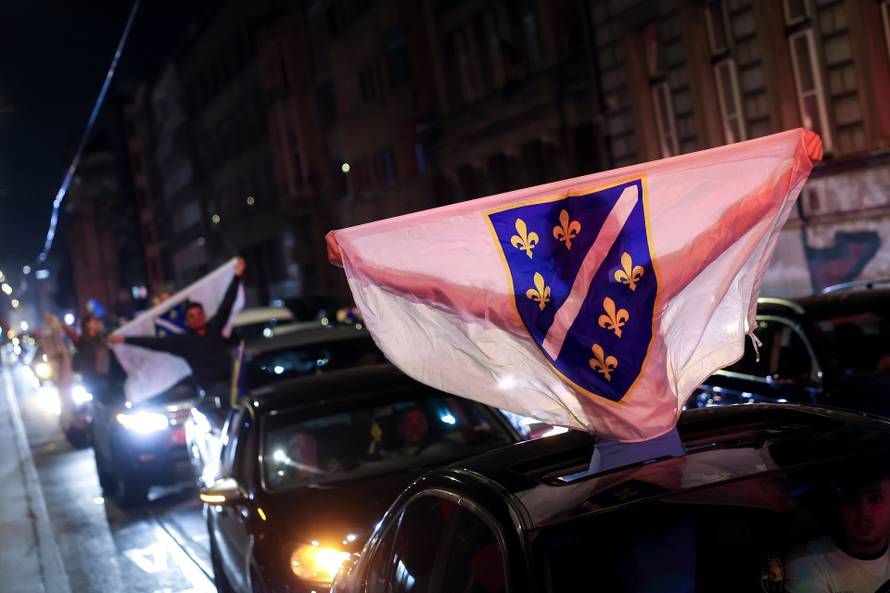 Slavlje na ulicama Sarajeva nakon pobjede BiH