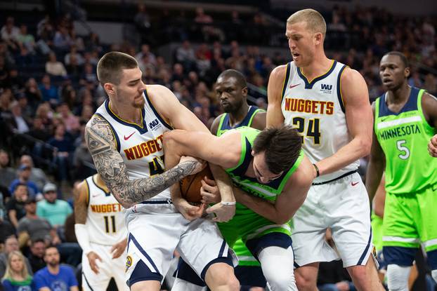 NBA: Denver Nuggets at Minnesota Timberwolves