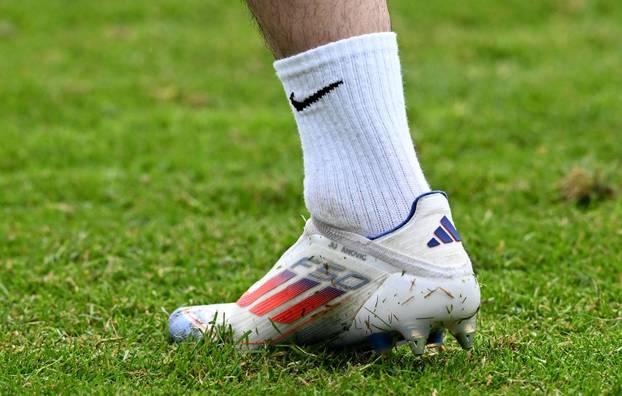 Neuruppin: Personalizirane kopačke Vatrenih