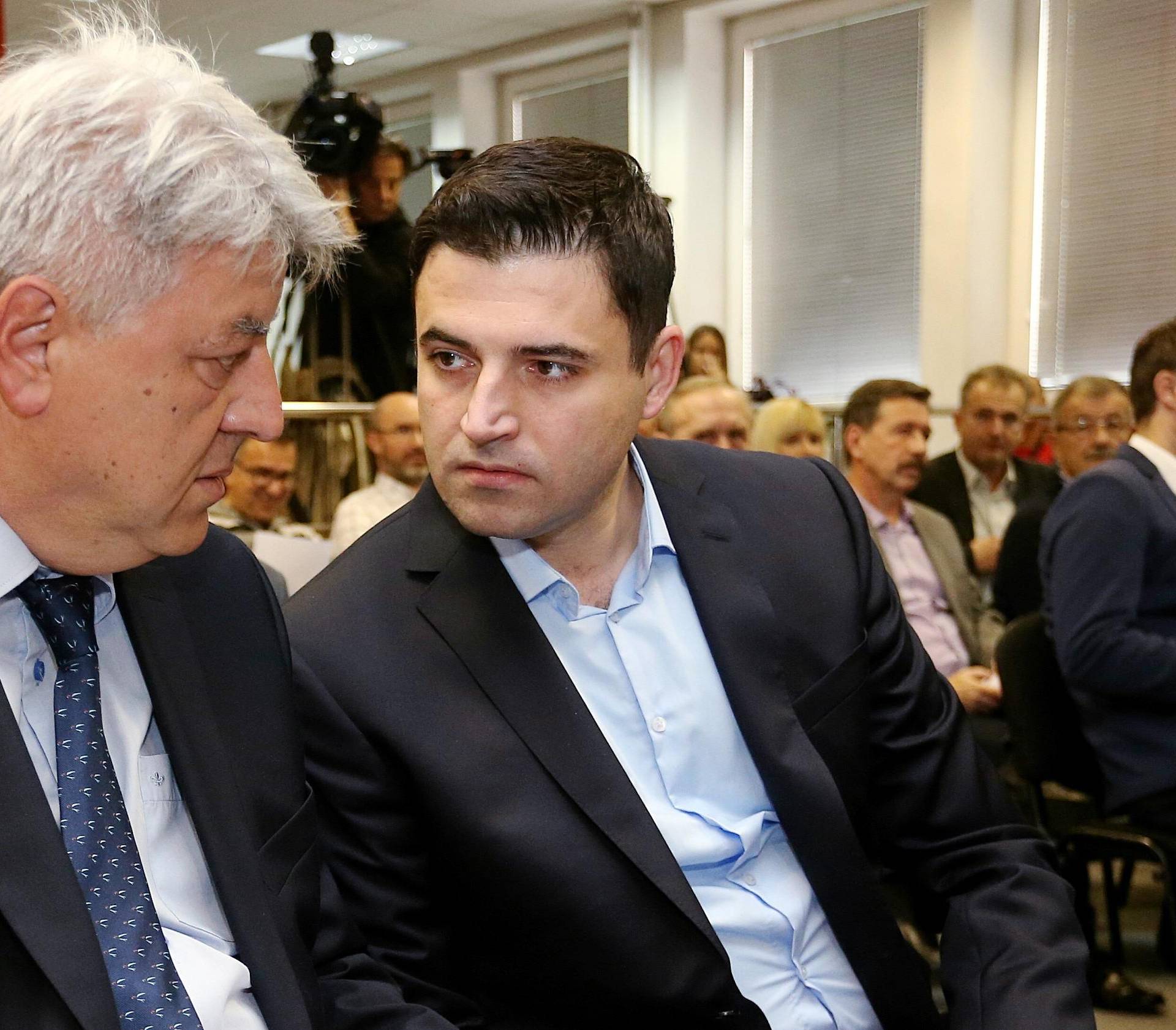 Sastaju se na tajnoj lokaciji: Bernardić odlazi s čela SDP-a?