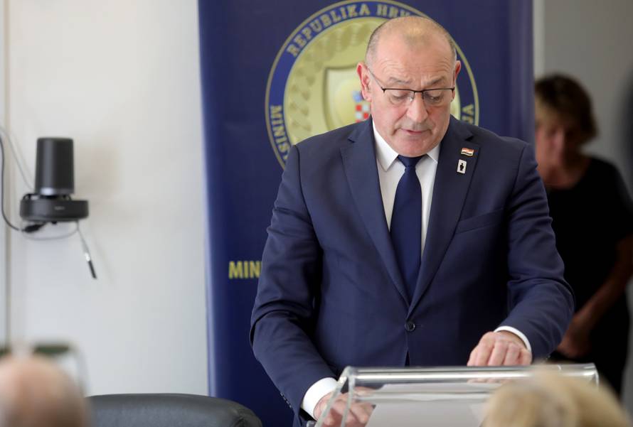 Vukovar: Pronađeni su posmrtni ostaci Jean-Michela Nicoliera