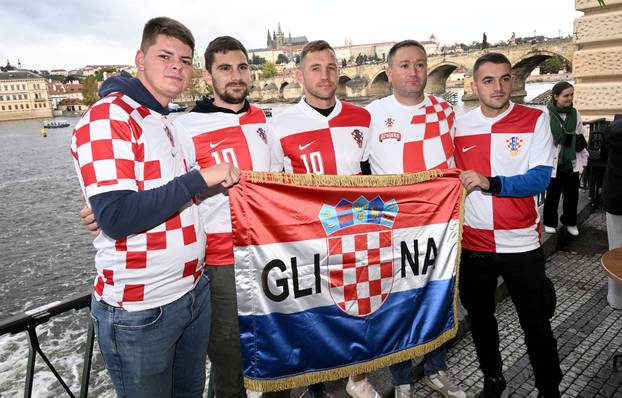 Prag: Hrvatski navijači u gradu